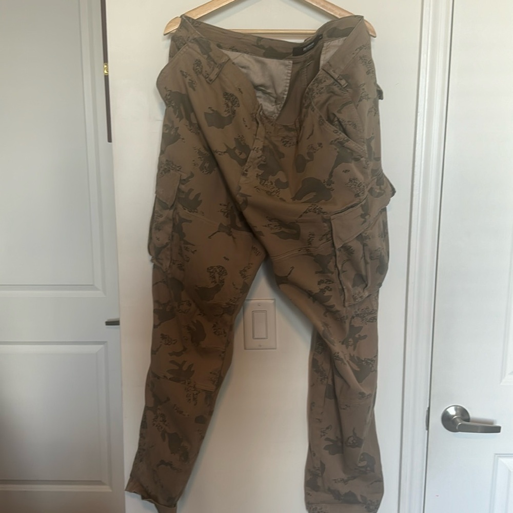 Hudson Camo Cargo pants size 38